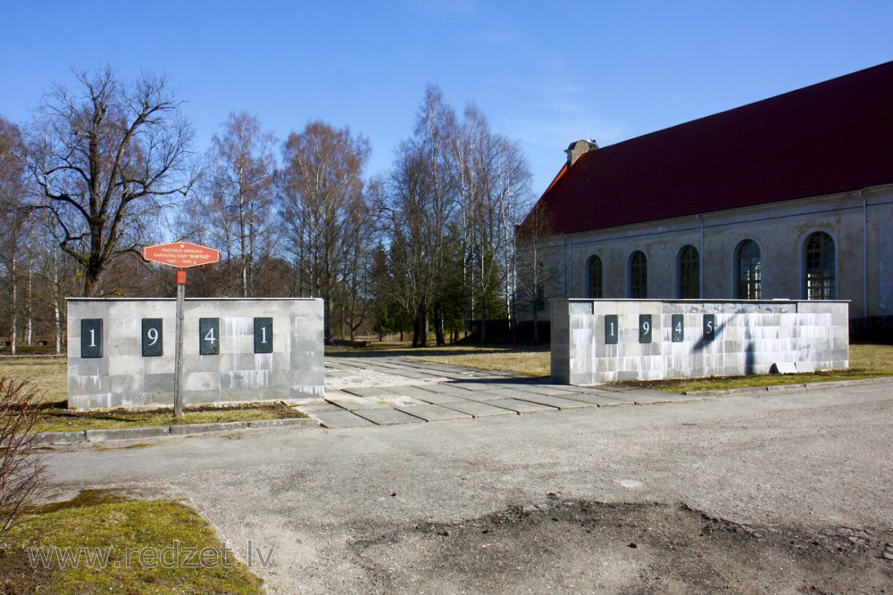 Pirmā pasaules kara karavīru apbedījumi Suntažos