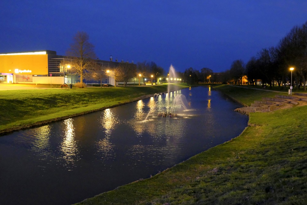 Vidumupīte Fountain At Night (Ventspils)