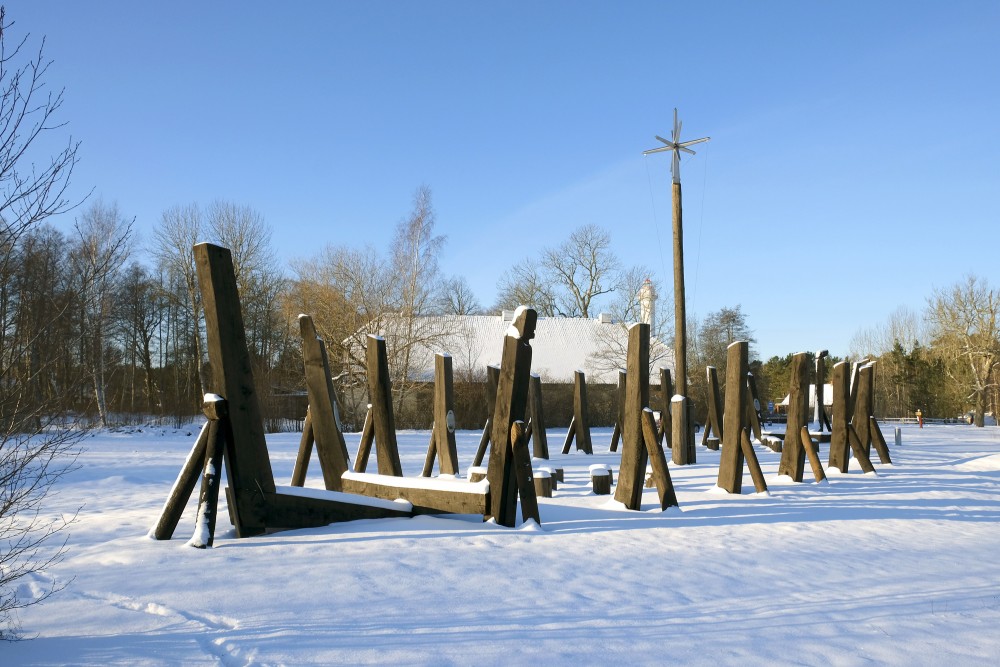 Sculpture "The century of sailing ships" (Miķeļtornis)