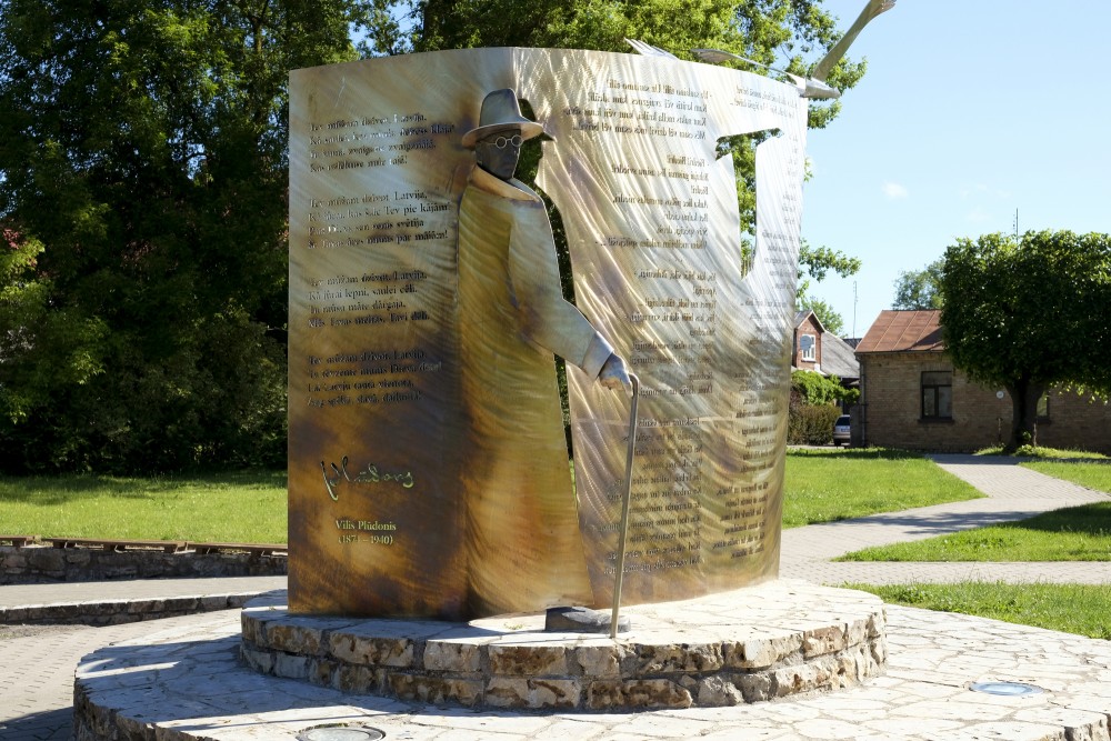 Monument of Vilis Plūdonis in Bauska