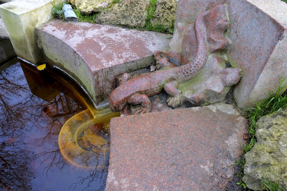 Sulphur Water Pavilion and Sulphur spring "The Little Lizard" ("Ķirzaciņa")