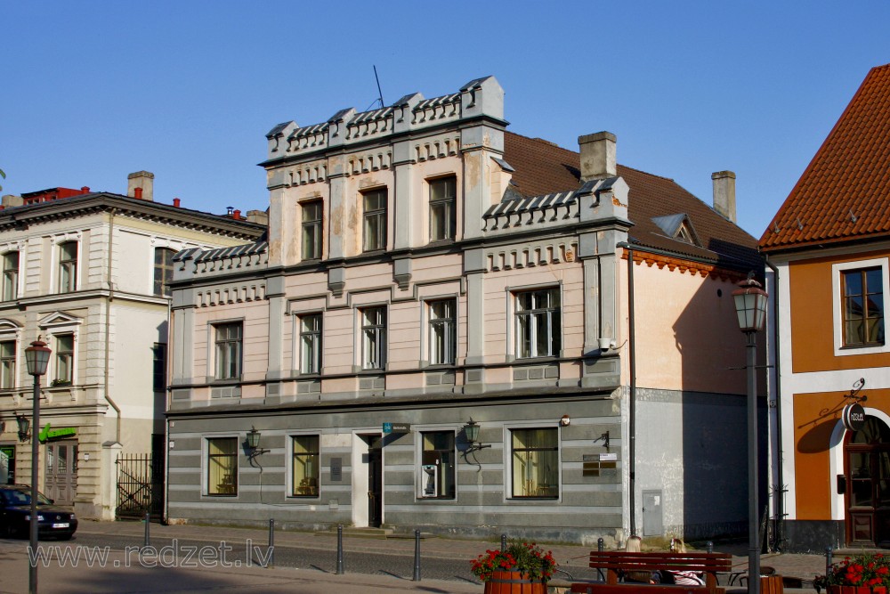 Cēsis, Rīgas iela 23