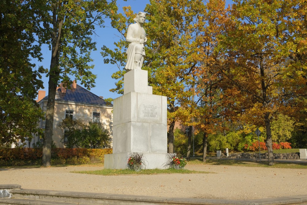 Monument To Freedom And To Those Who Fell, Rūjiena