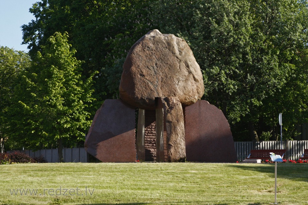 Sculpture – „Seastone” (Jūrakmens) In Ventspils