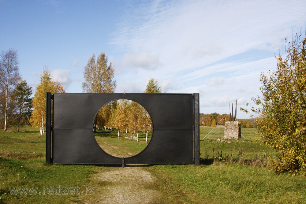 "Melnais caurums", Ojārs Feldbergs