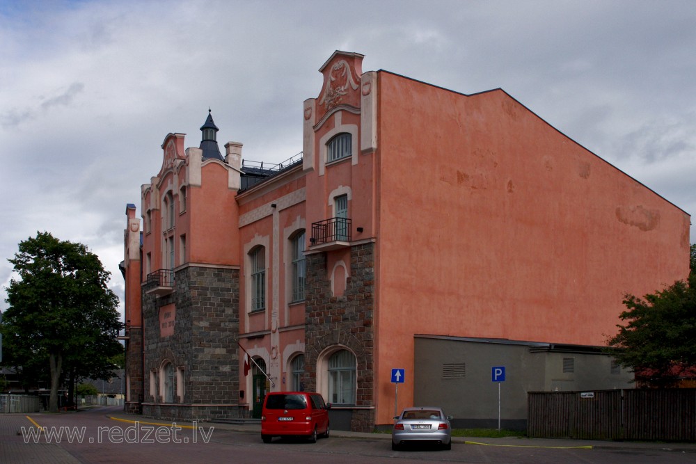 Ventspils Jaunrades nams