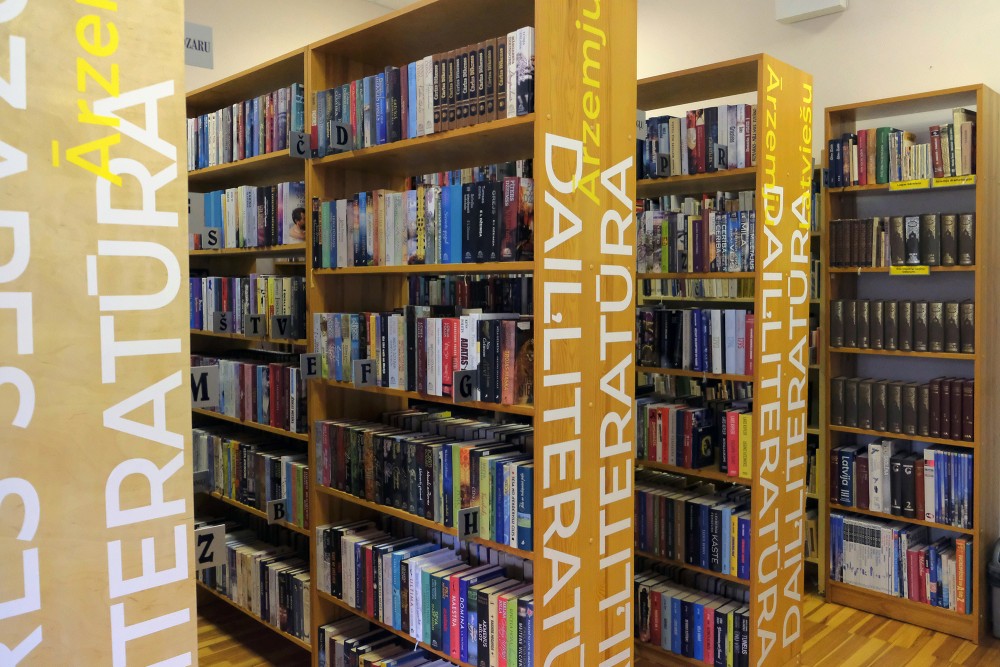 Kaltenes bibliotēka