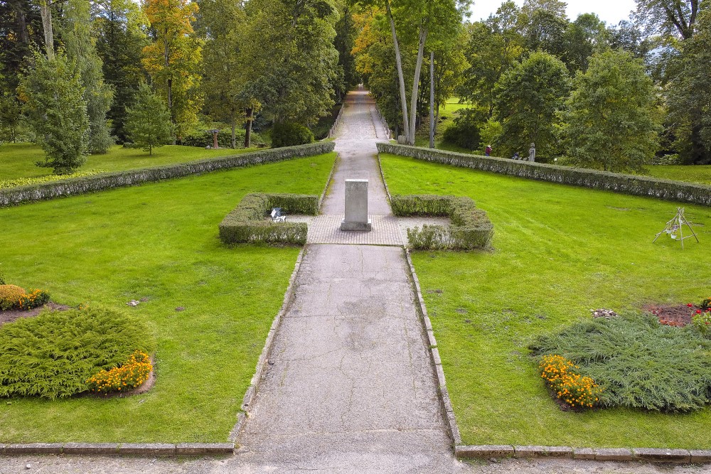 Kazdangas pils pagalms Kazdangas pils pagalms