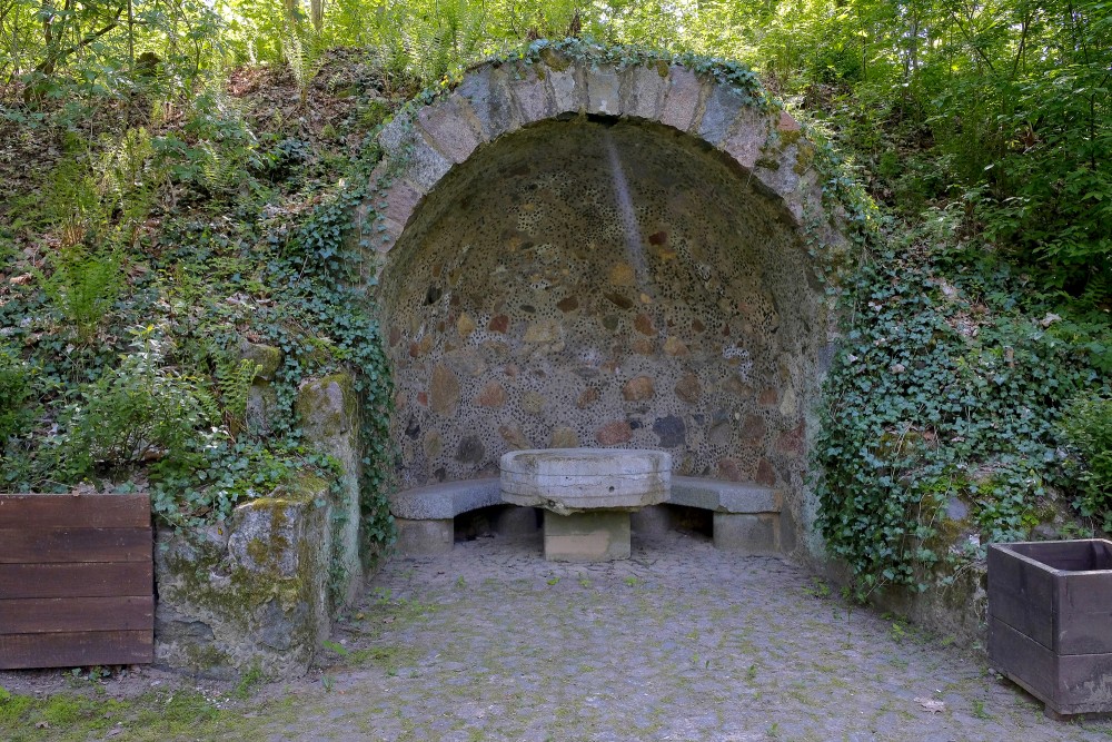 Grotto of Kazdanga Manor Park