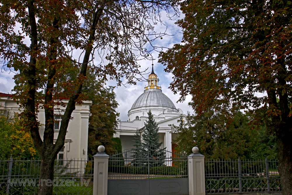 Daugavpils Svētā Pētera ķēdēs Romas katoļu baznīca