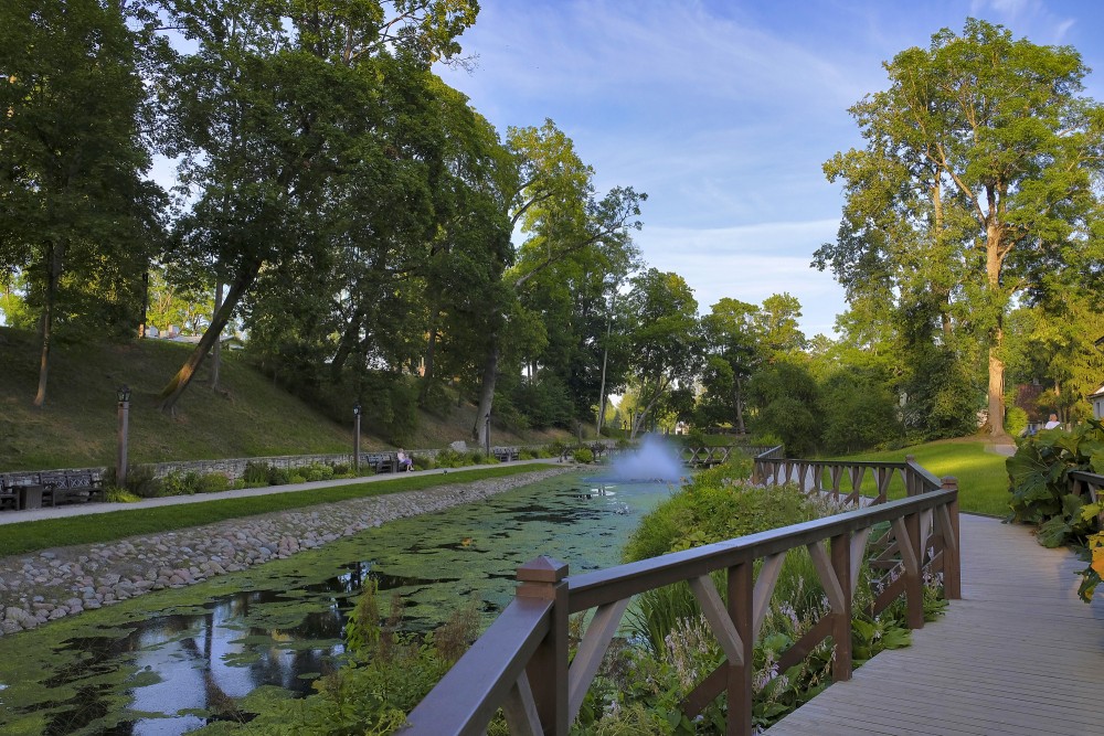 Kuldīgas pils parks
