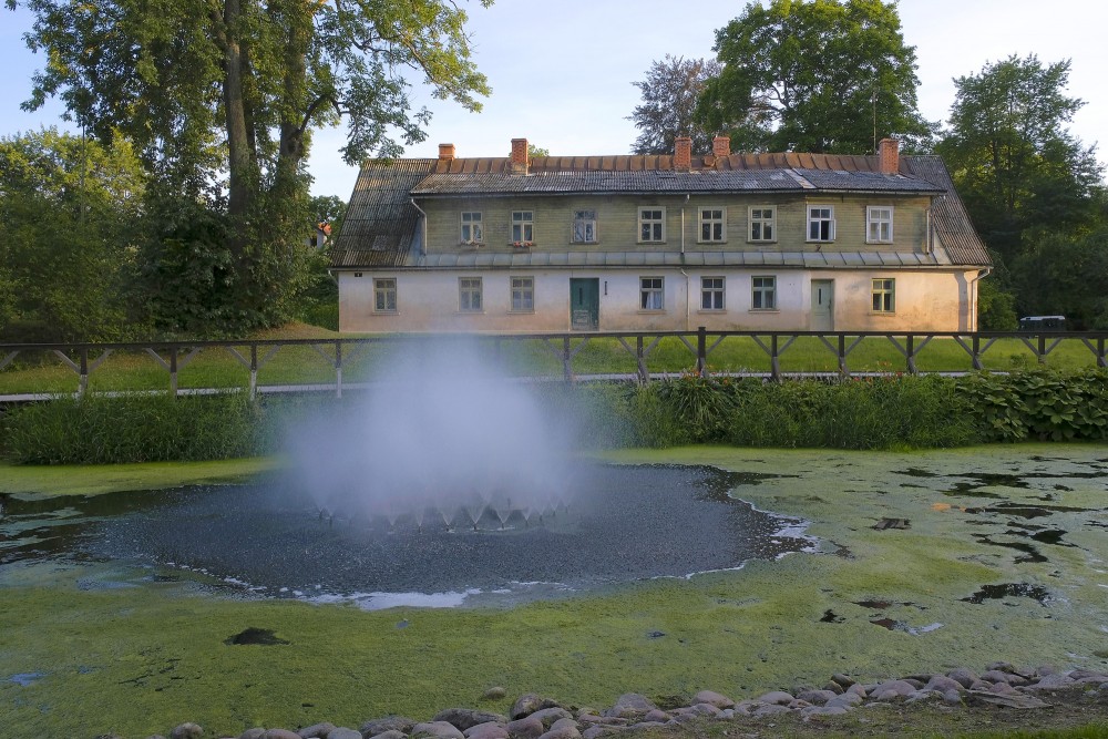 Kuldīgas pils parks