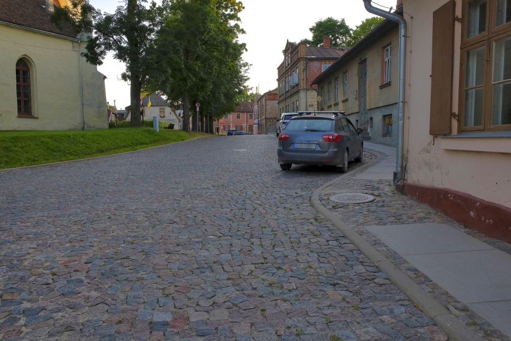 Kuldīgas vecpilsēta, Baznīcas iela