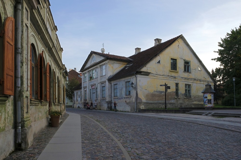 Kuldīgas vecpilsēta, Baznīcas iela