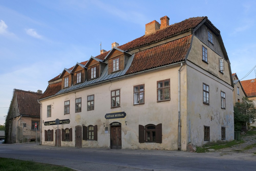 Dzīvais muzejs "Senās Kuldīgas stāsts" Dzīvais muzejs "Senās Kuldīgas stāsts"