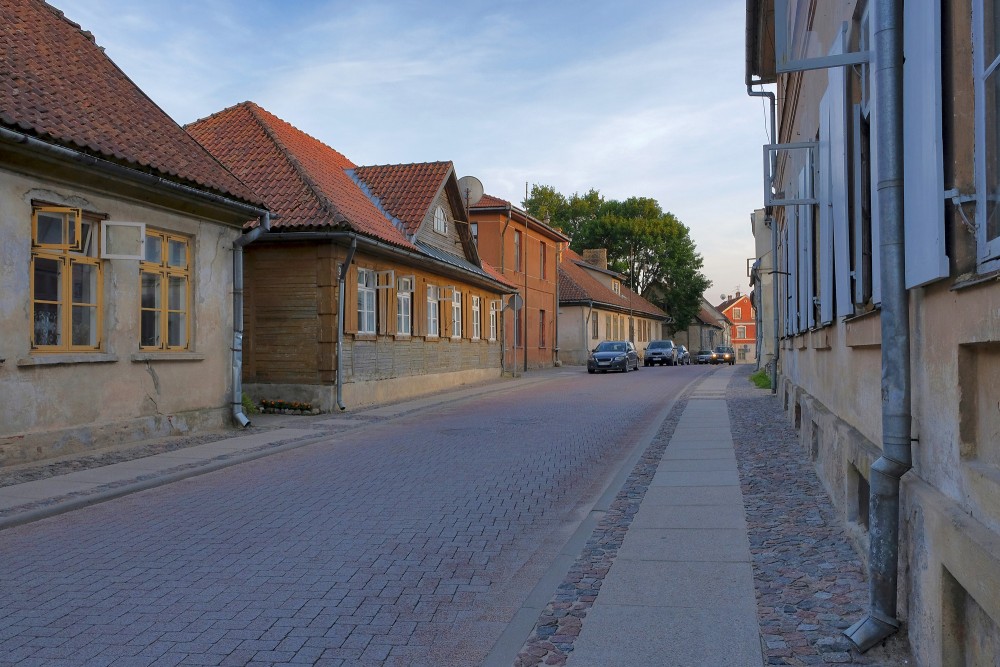 Kuldīgas vecpilsēta, Kalna iela