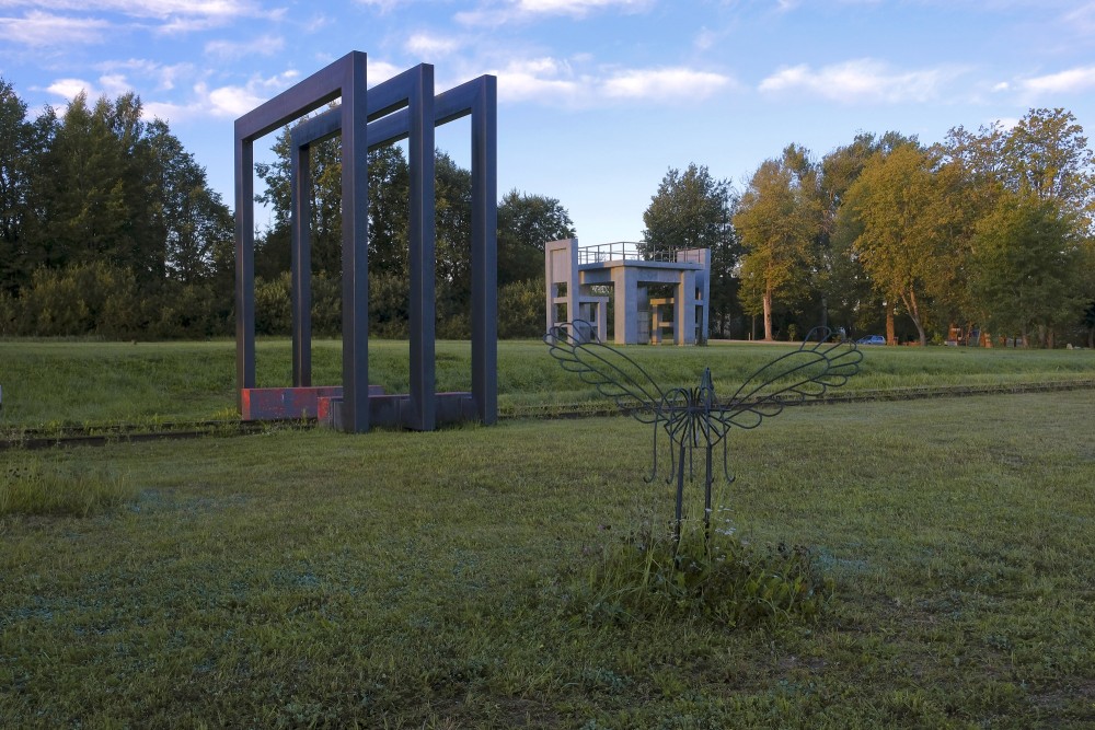 Ķeipene cinema station